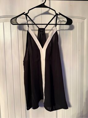 Black & White V-Neck Spaghetti Strap Women's Top
